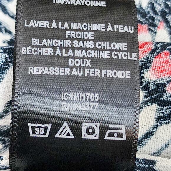 Sanctuary Women's Sleeveless Blouse Border Craft Button Split Neck Shirt Black M - Picture 9 of 10